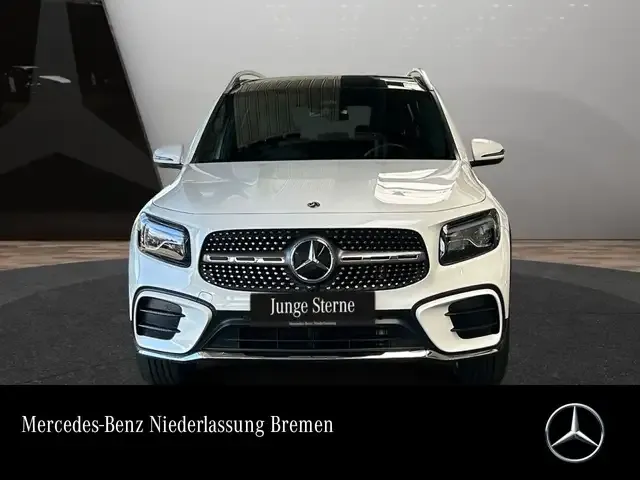 Mercedes-Benz GLB 220