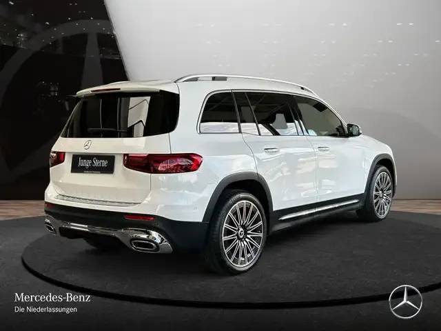 Mercedes-Benz GLB 220