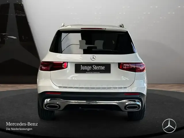 Mercedes-Benz GLB 220