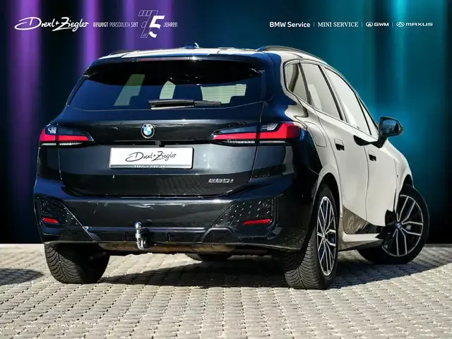 BMW 220