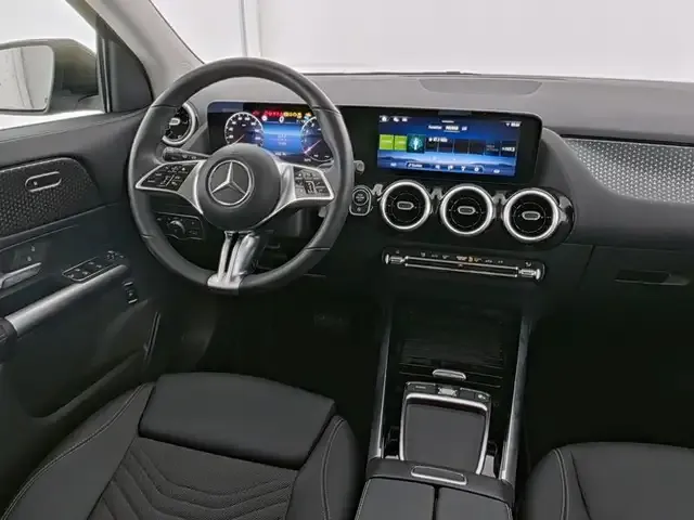 Mercedes-Benz GLA 180