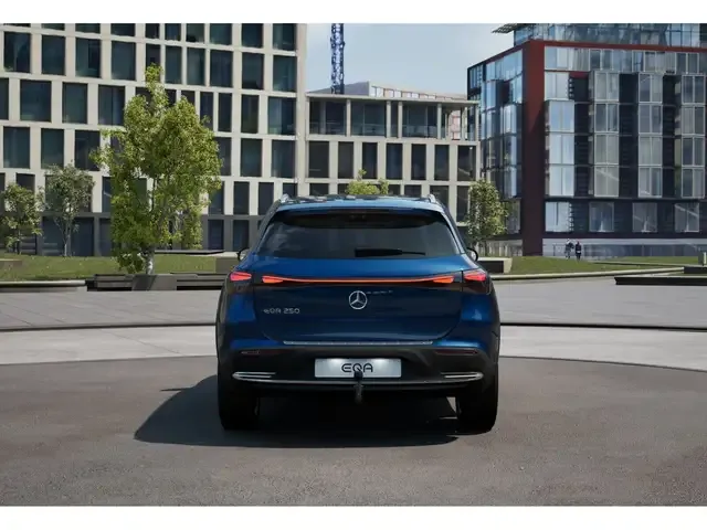 Mercedes-Benz EQA 250