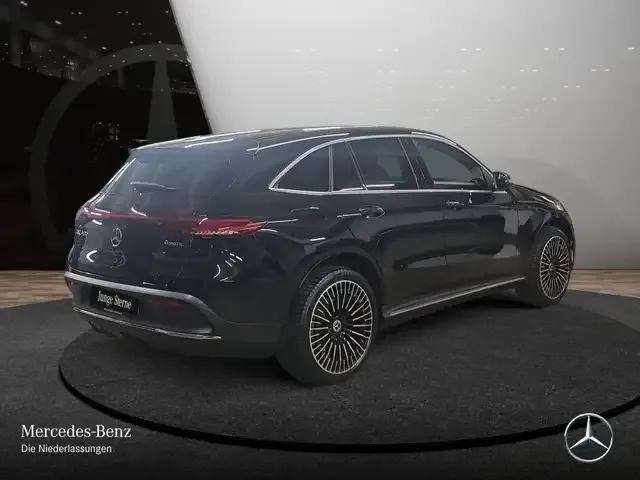 Mercedes-Benz EQC 400
