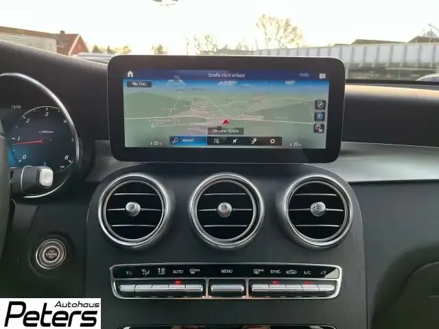 Mercedes-Benz GLC 220