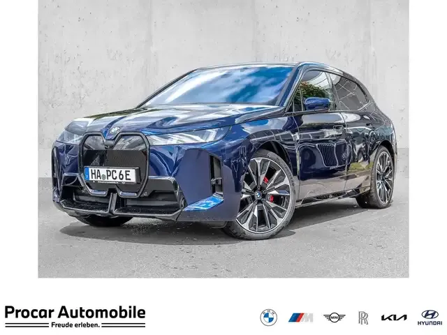 BMW iX