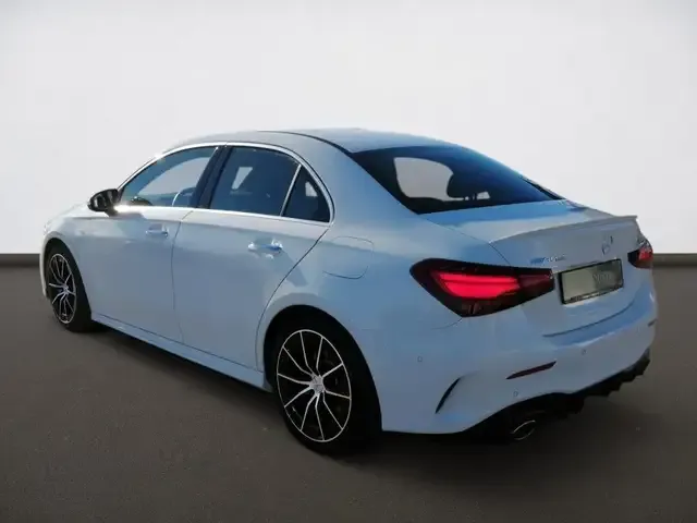 Mercedes-Benz A 35 AMG