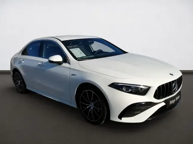 Mercedes-Benz A 35 AMG