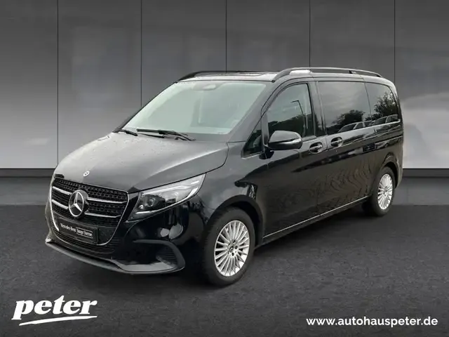 Mercedes-Benz V 220
