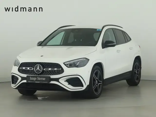 Mercedes-Benz GLA 200