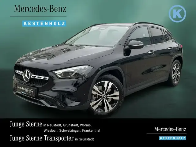 Mercedes-Benz GLA 220