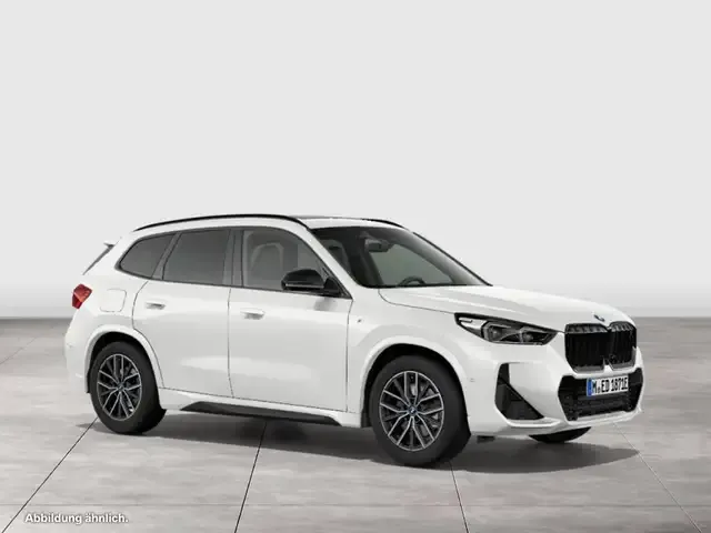 BMW iX1