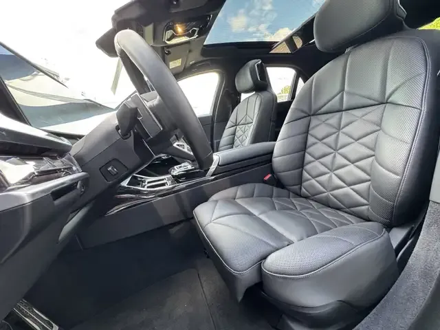 BMW 740