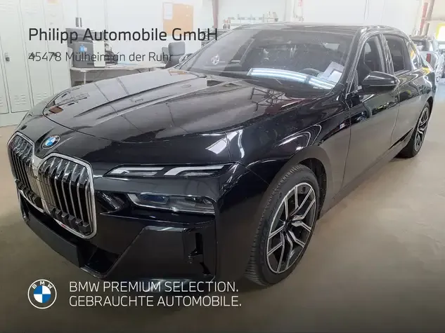 BMW 740