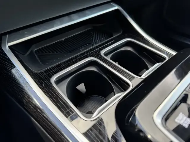 BMW 740