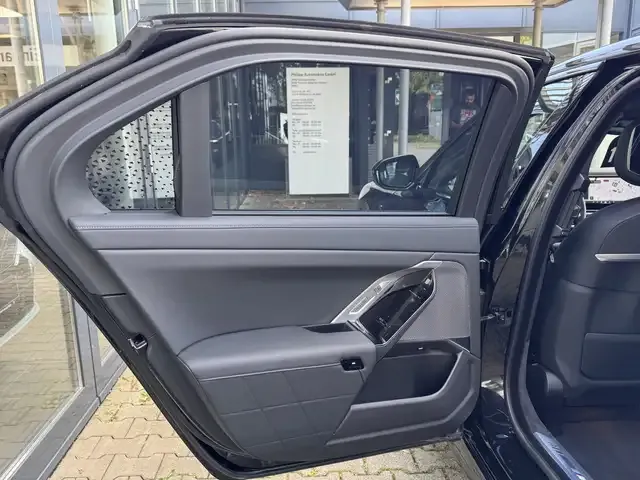 BMW 740