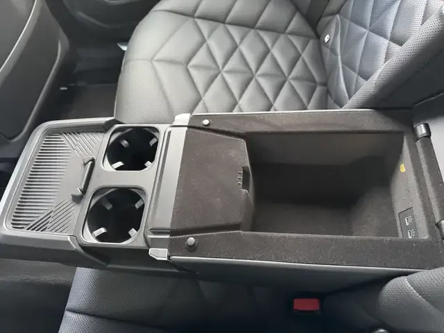 BMW 740