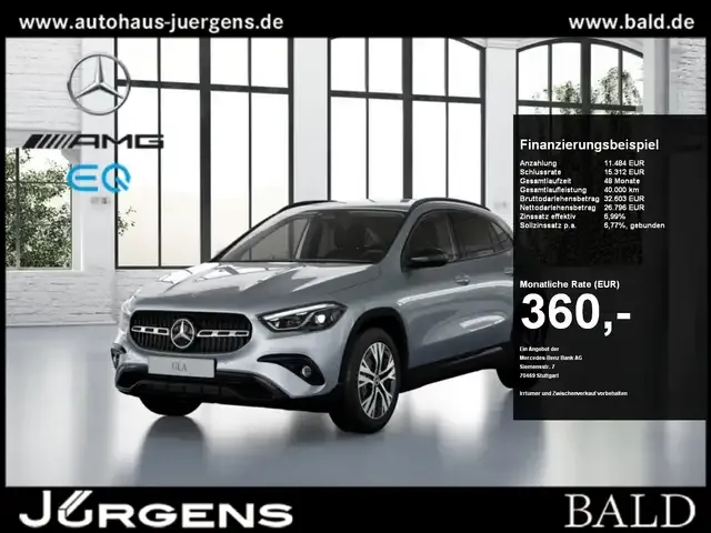 Mercedes-Benz GLA 200