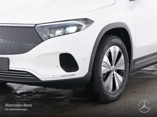 Mercedes-Benz EQA 300