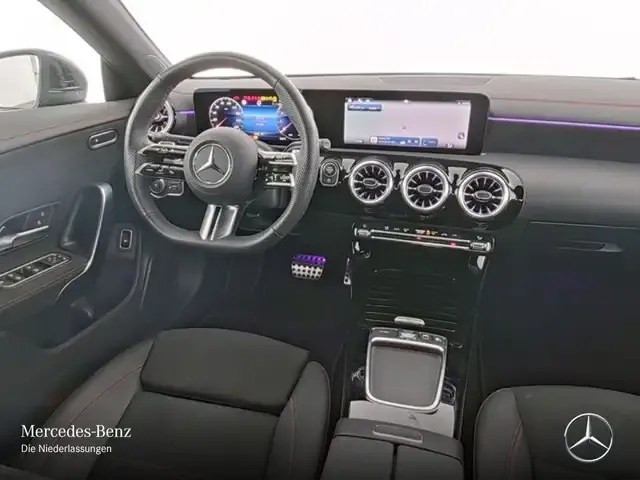 Mercedes-Benz CLA 180