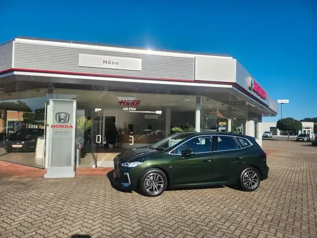 BMW 218