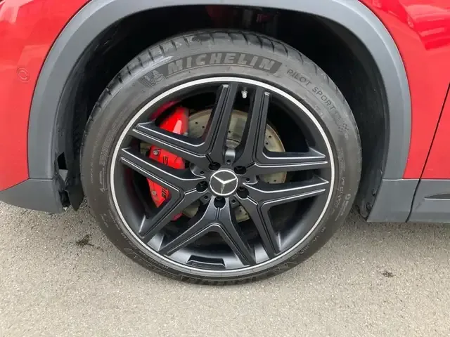 Mercedes-Benz A 35 AMG