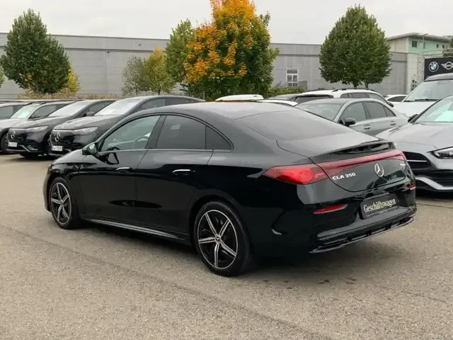 Mercedes-Benz CLA 350