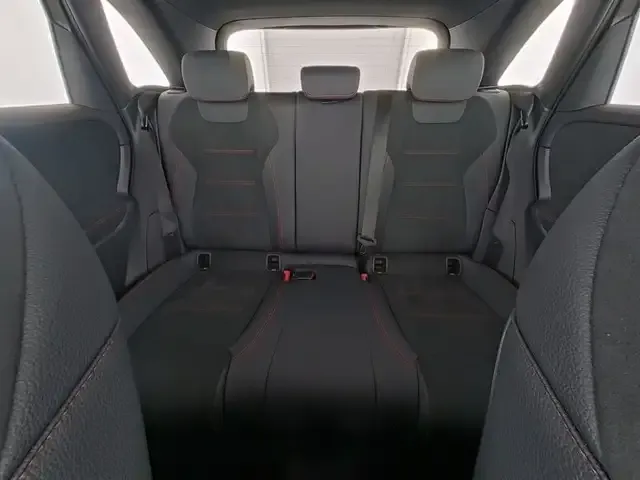 Mercedes-Benz B 220