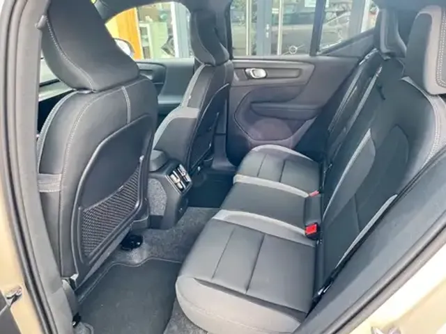 Volvo EX40