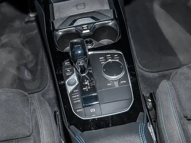 BMW 128