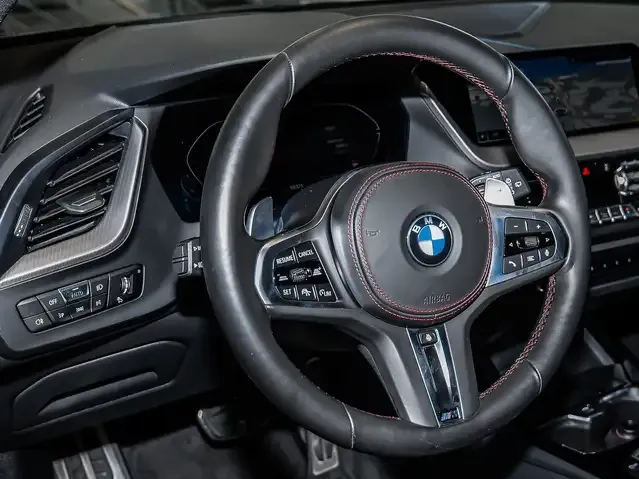 BMW 128