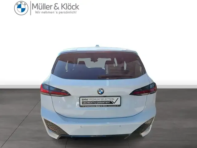 BMW 220