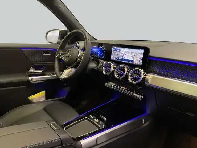 Mercedes-Benz EQB 300