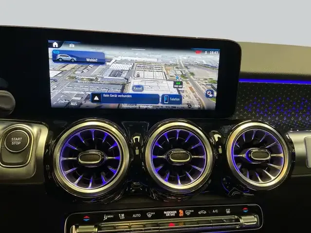 Mercedes-Benz EQB 300