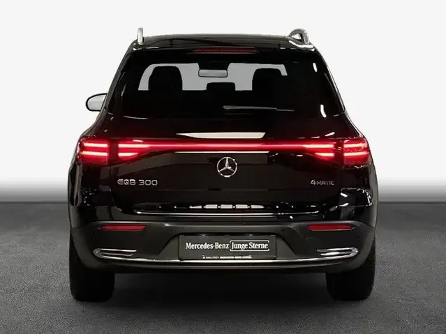 Mercedes-Benz EQB 300