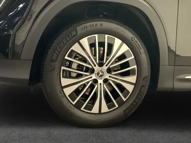 Mercedes-Benz EQB 300