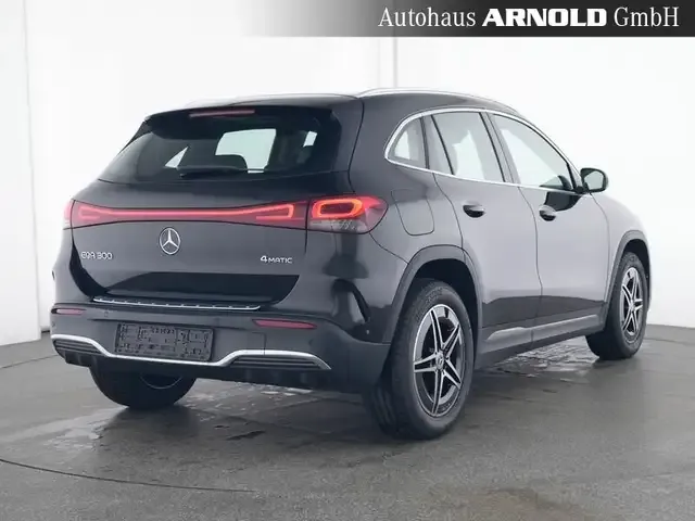 Mercedes-Benz EQA 300