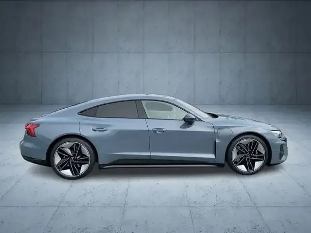 Audi RS e-tron GT