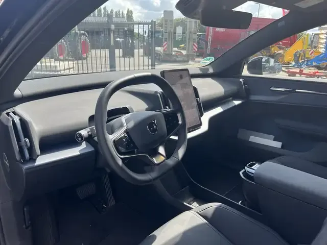 Volvo EX30