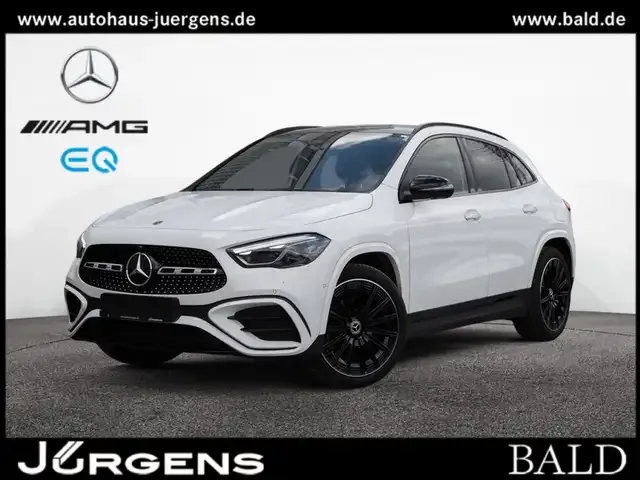 Mercedes-Benz GLA 220