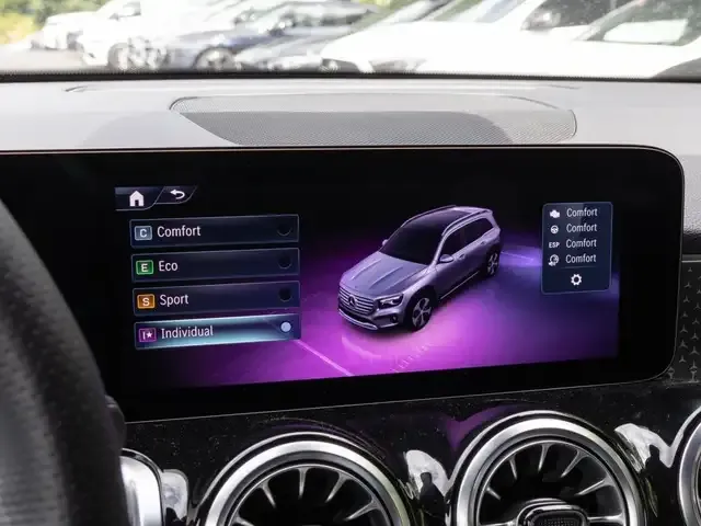 Mercedes-Benz GLB 200