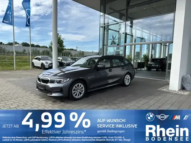 BMW 330