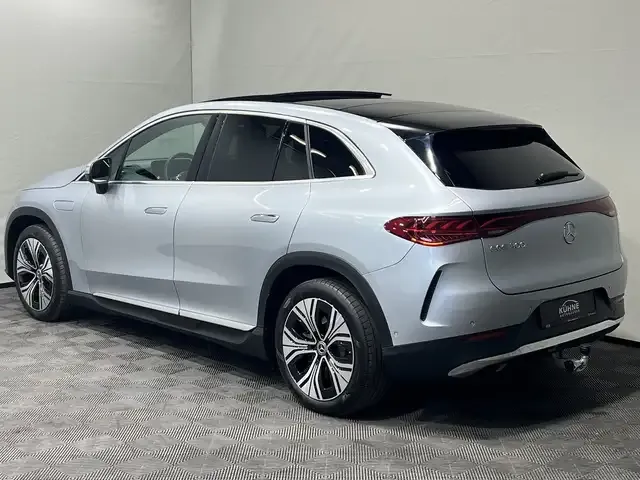 Mercedes-Benz EQE SUV