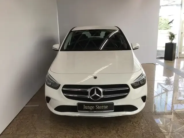 Mercedes-Benz B 250