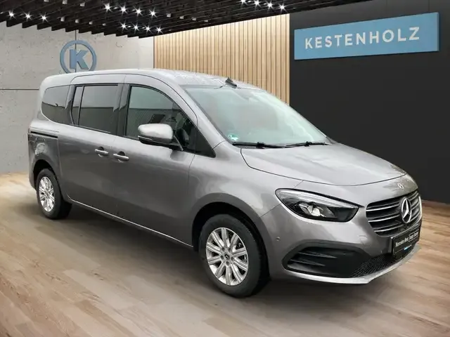 Mercedes-Benz Sonstiges