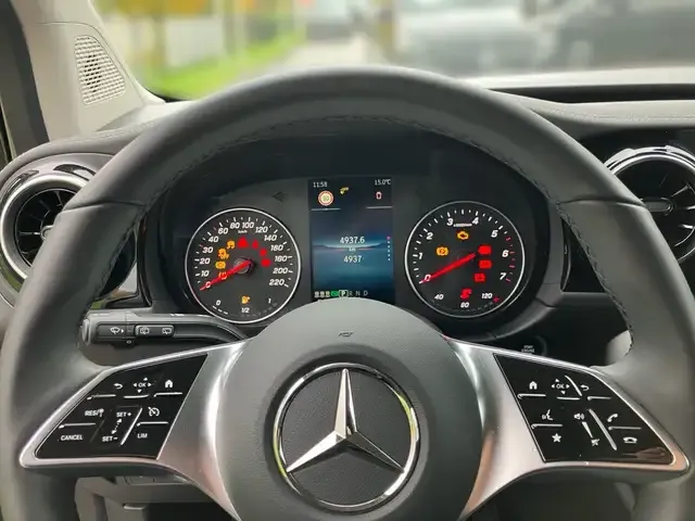 Mercedes-Benz Sonstiges