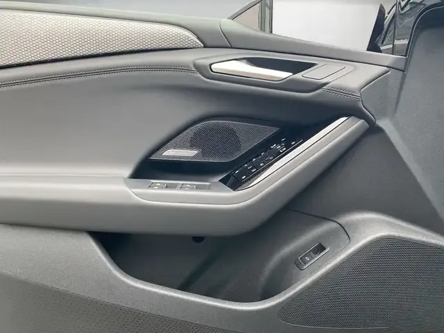 Audi S6 e-tron