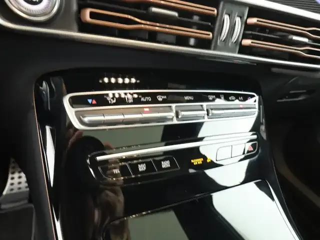 Mercedes-Benz EQC 400