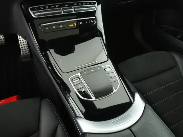 Mercedes-Benz EQC 400