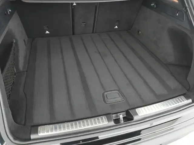 Mercedes-Benz EQC 400