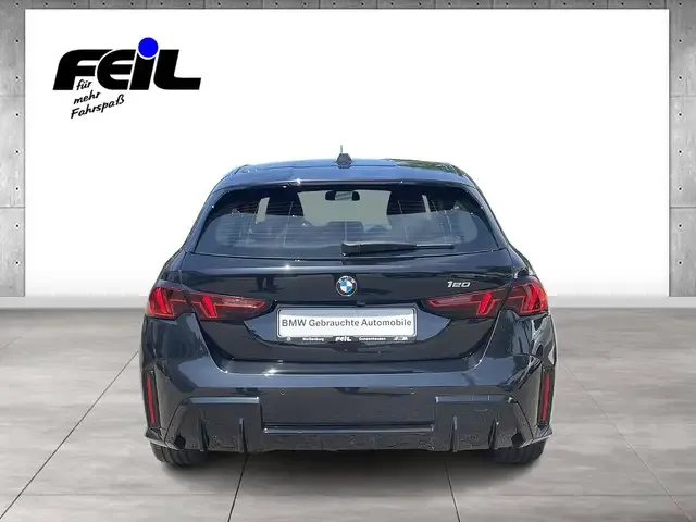 BMW 120